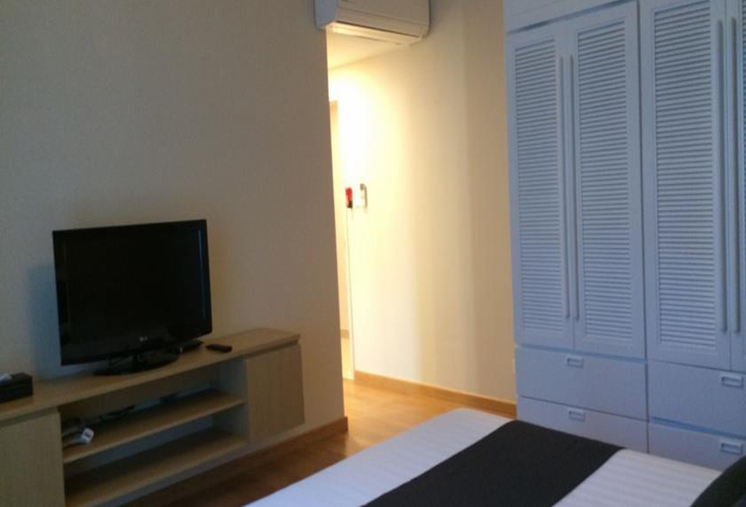 Somerset Ho Chi Minh City residencia con servicio Exterior foto A bedroom at the hotel