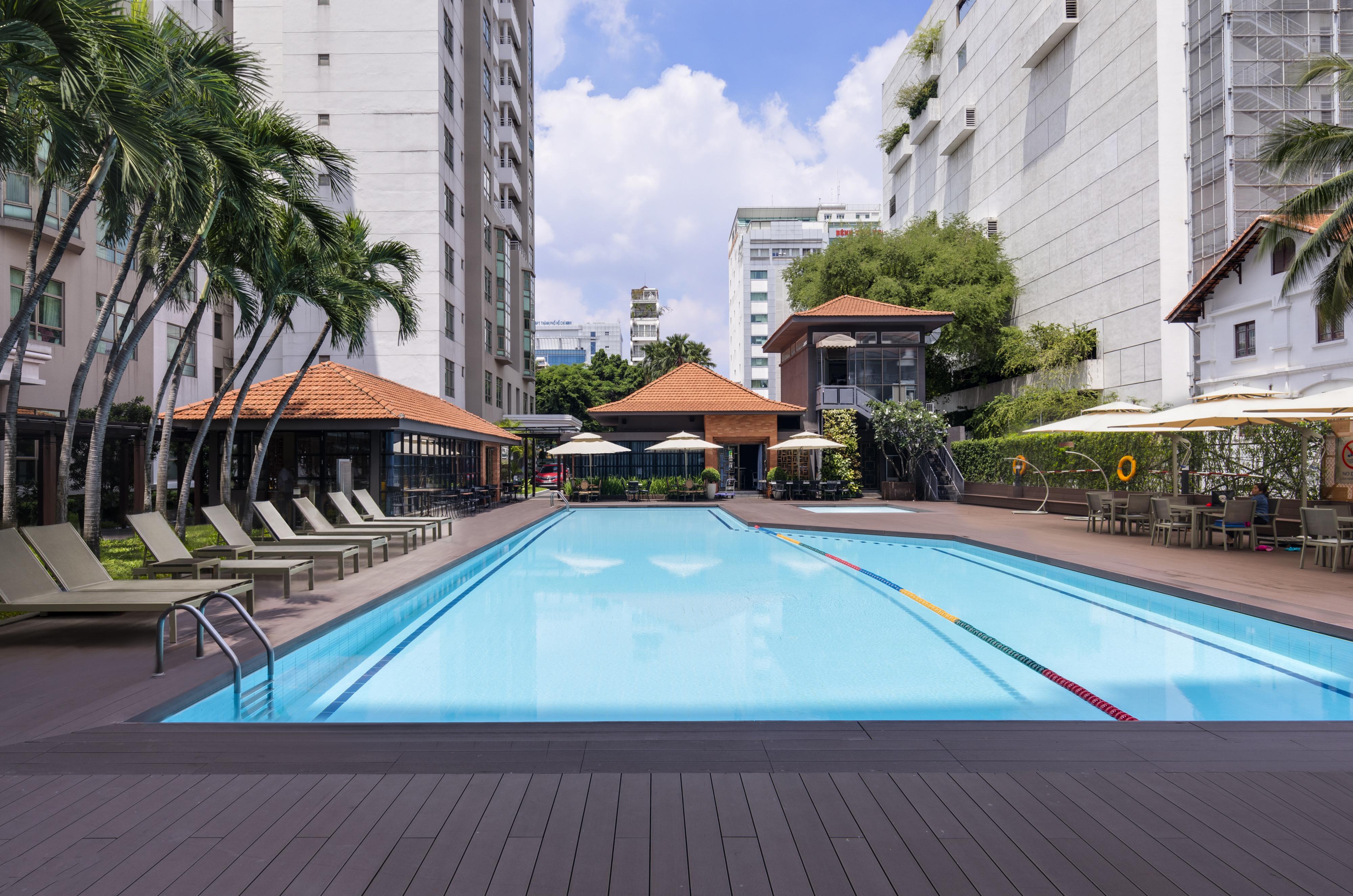 Somerset Ho Chi Minh City residencia con servicio Exterior foto The swimming pool at the hotel