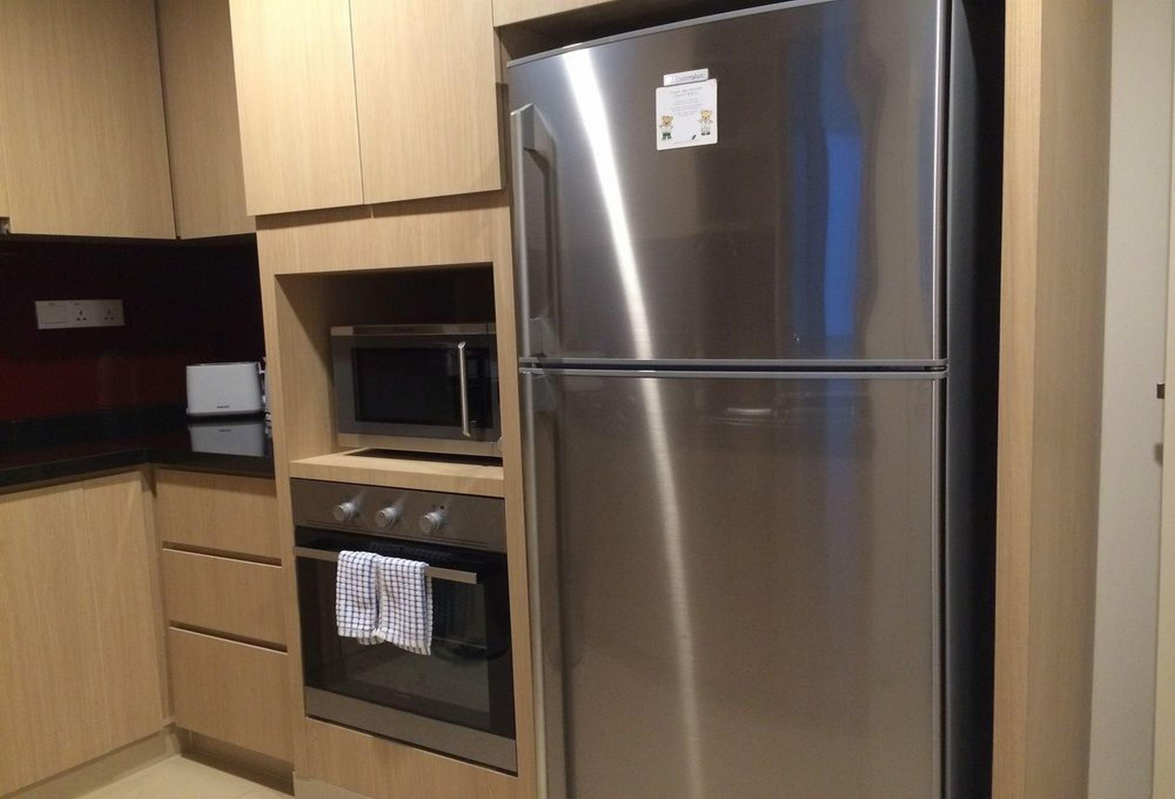 Somerset Ho Chi Minh City residencia con servicio Exterior foto A stainless steel refrigerator