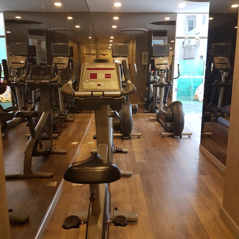 Somerset Ho Chi Minh City residencia con servicio Exterior foto The gym at the hotel