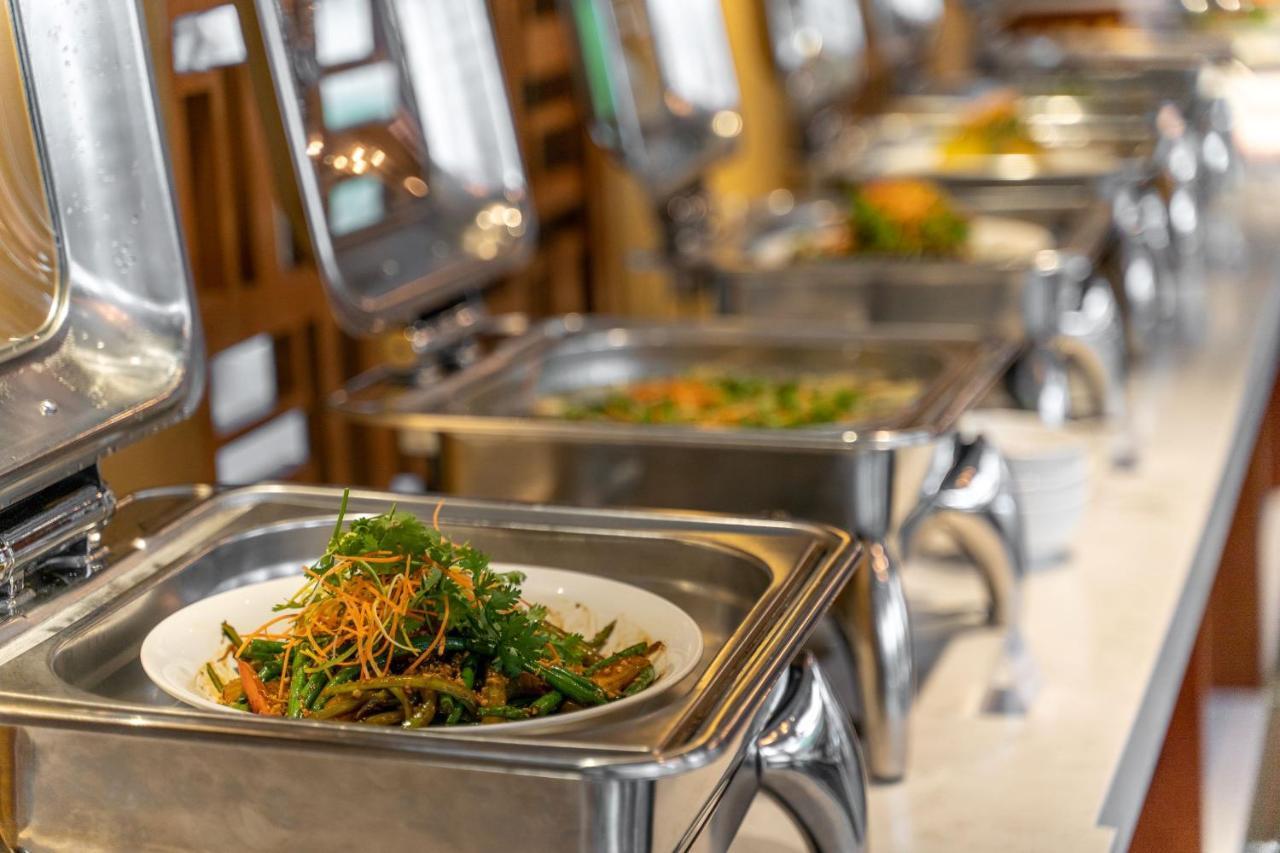 Somerset Ho Chi Minh City residencia con servicio Exterior foto A chafing dish